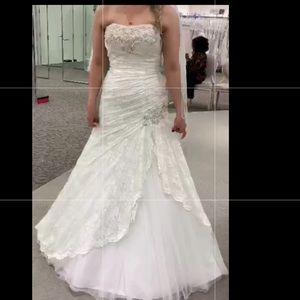 Wedding dress